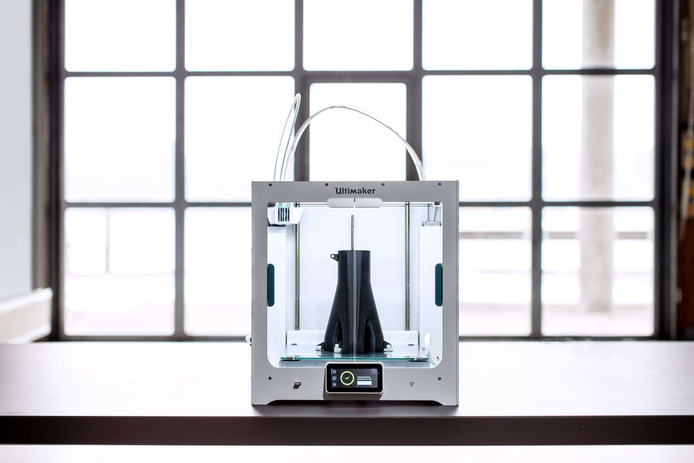 RS Components propose la nouvelle imprimante 3D professionnelle Ultimaker S5.